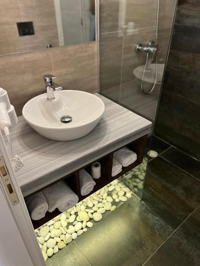 Kanes Bohemian Boutique Hotel Sarandë Eksteriør billede