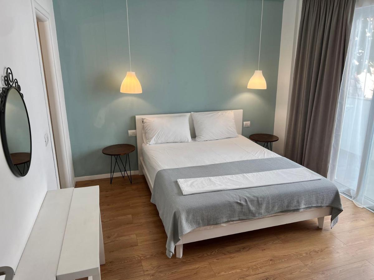 Kanes Bohemian Boutique Hotel Sarandë Eksteriør billede